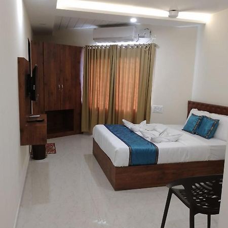Hotel Rajdhani Mangalore Extérieur photo